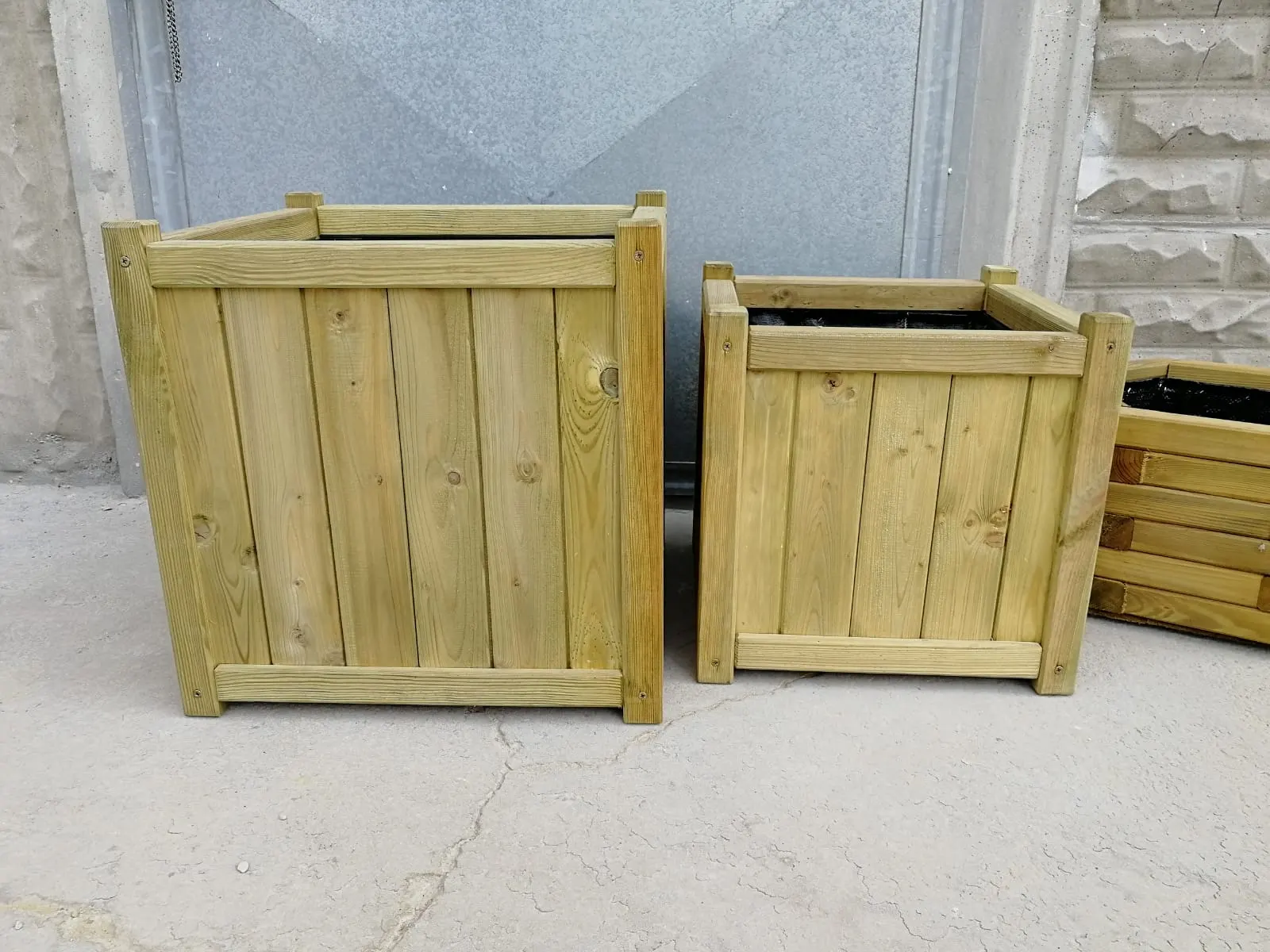 Vasi e fioriere in legno – foto 6