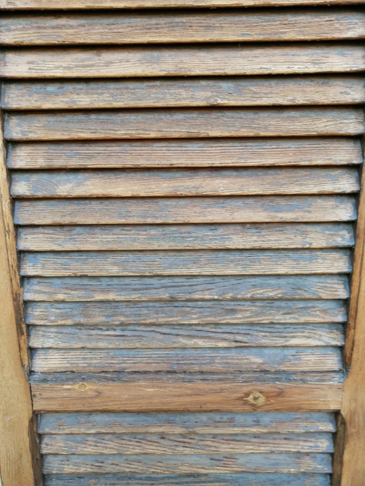 Restauro di porte, finestre e persiane – foto 8