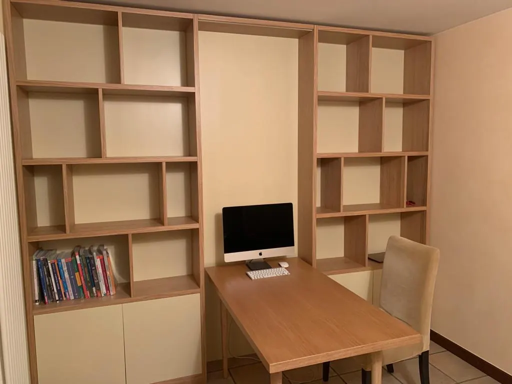 Libreria su disegno del committente – foto 3