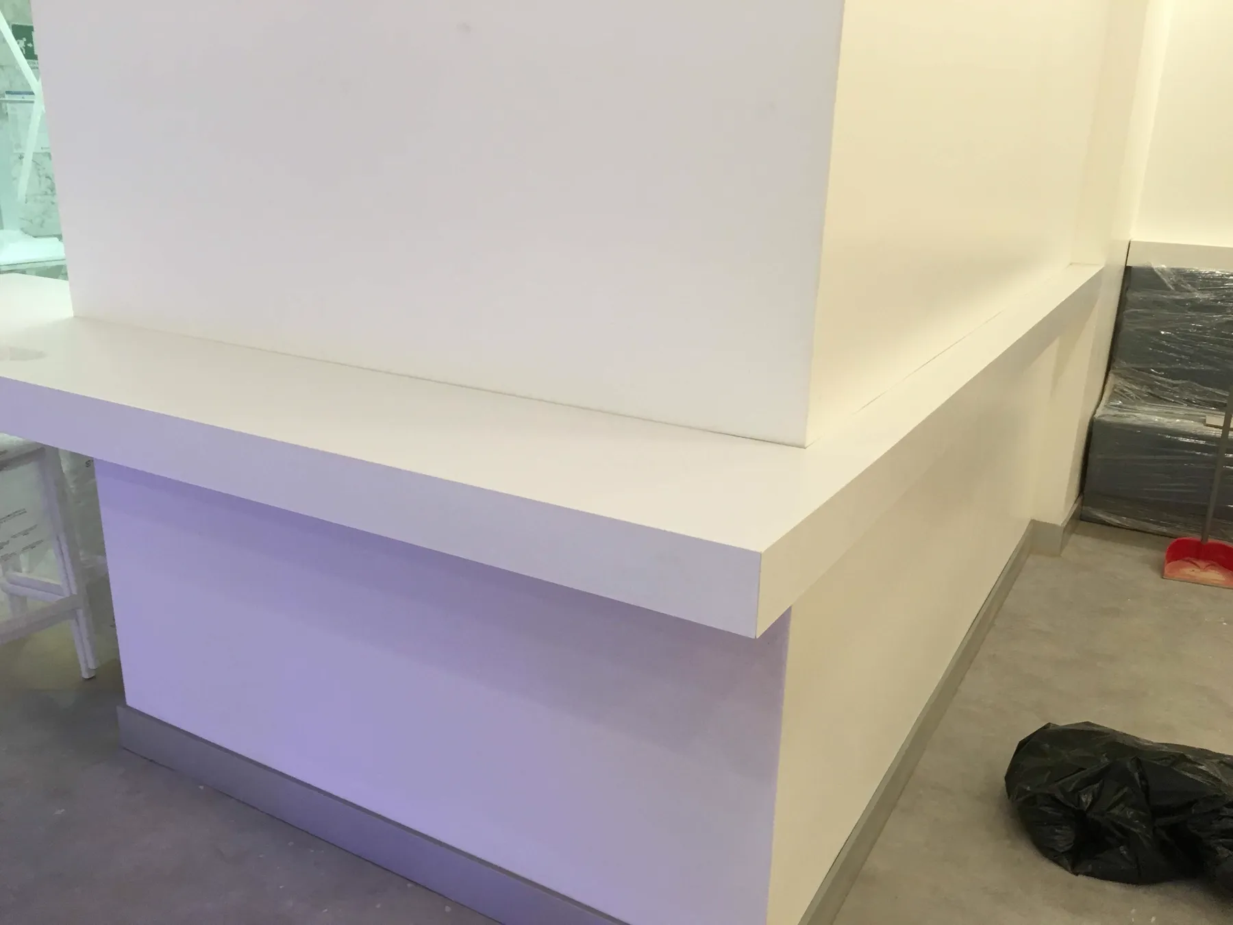 Rivestimenti e arredi bar, Villa Igea – Ancona – foto 5