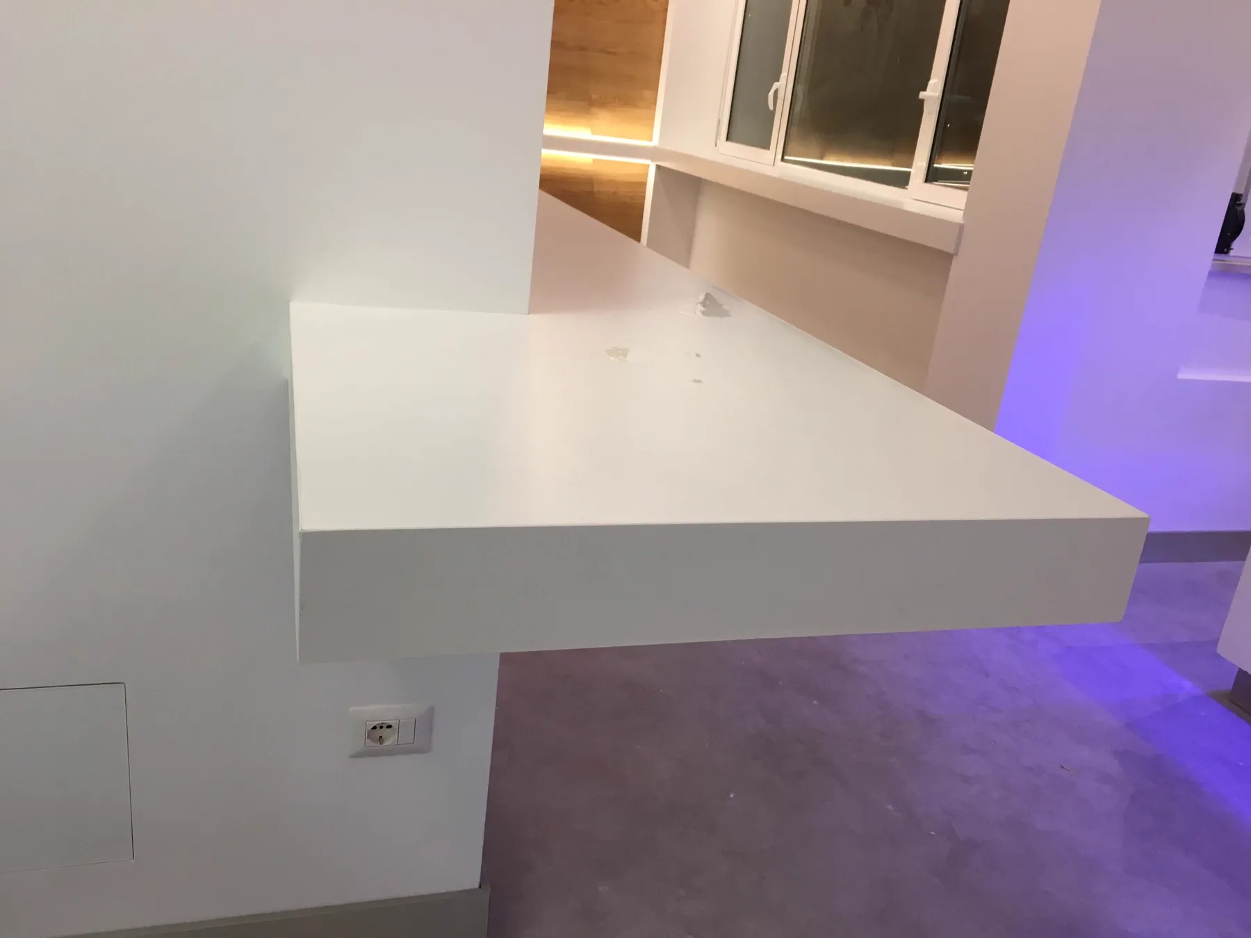 Rivestimenti e arredi bar, Villa Igea – Ancona – foto 6