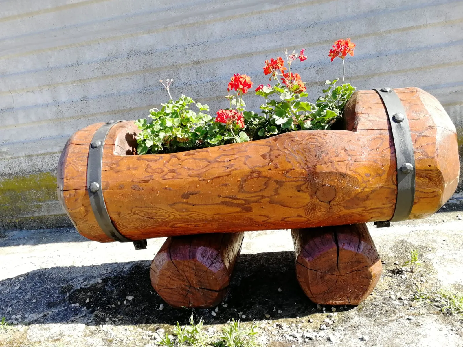Vasi e fioriere in legno – foto 1